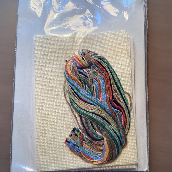 Jiffy Counted Cross Stitch kit NIP Tree of Animal Friends 5x7 - Picture 2 of 2